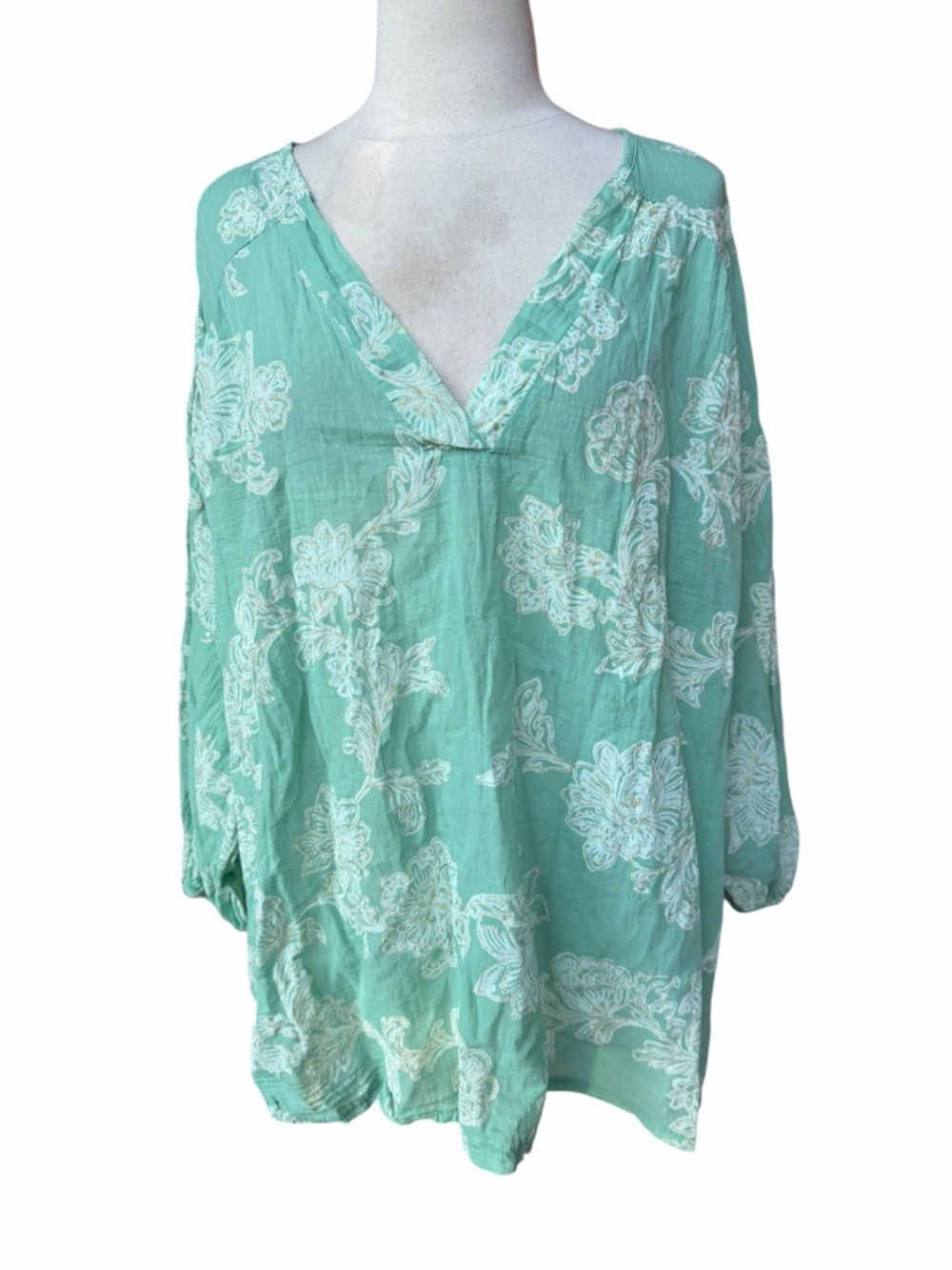 By Coco, Made in Italy, 100% Cotton Mint Green w/Metallic Gold in White Floral V